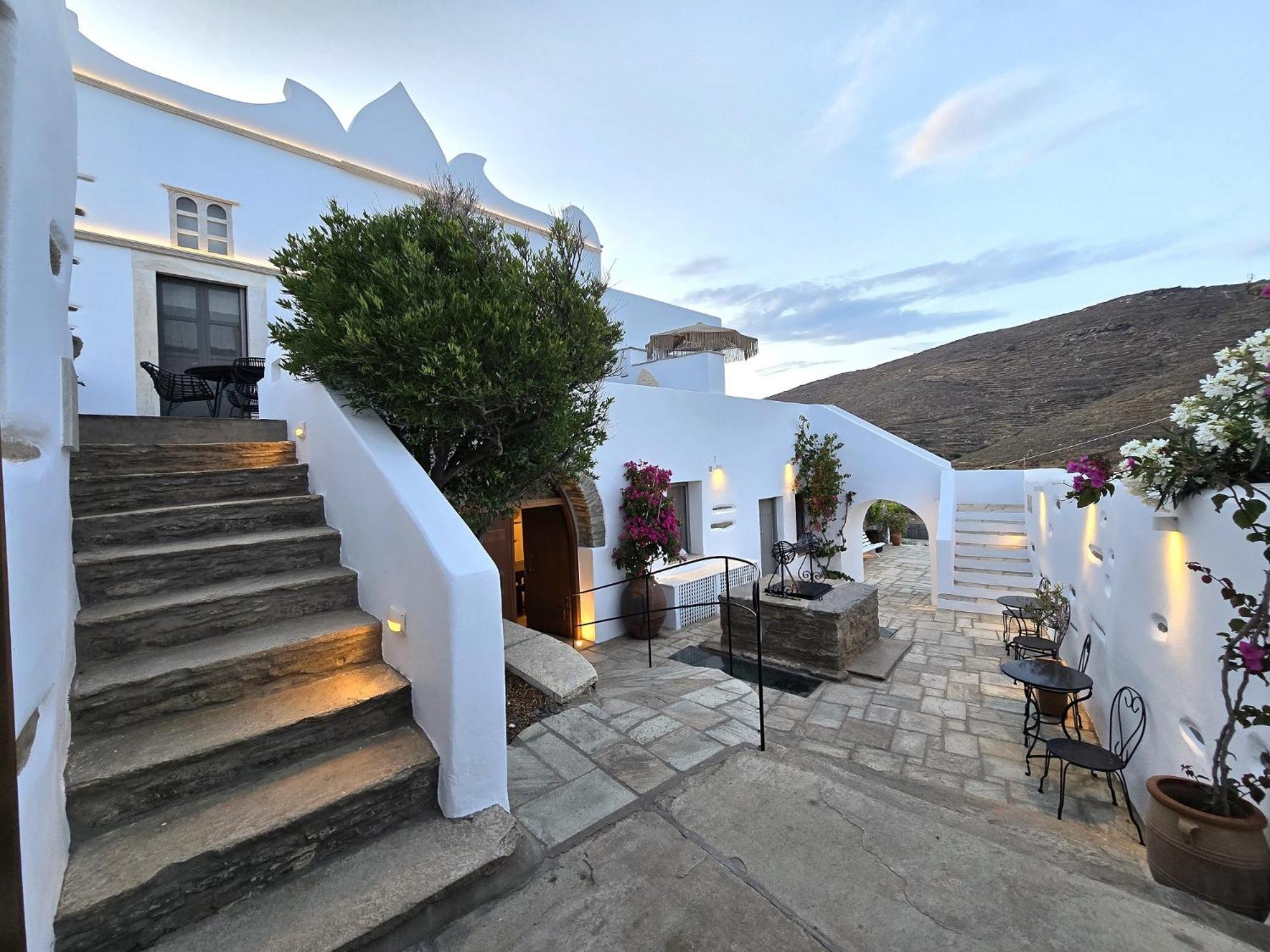 Ursa Major Suites Тинос Экстерьер фото